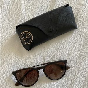 Ray Ban Sun Glasses Erika Classics